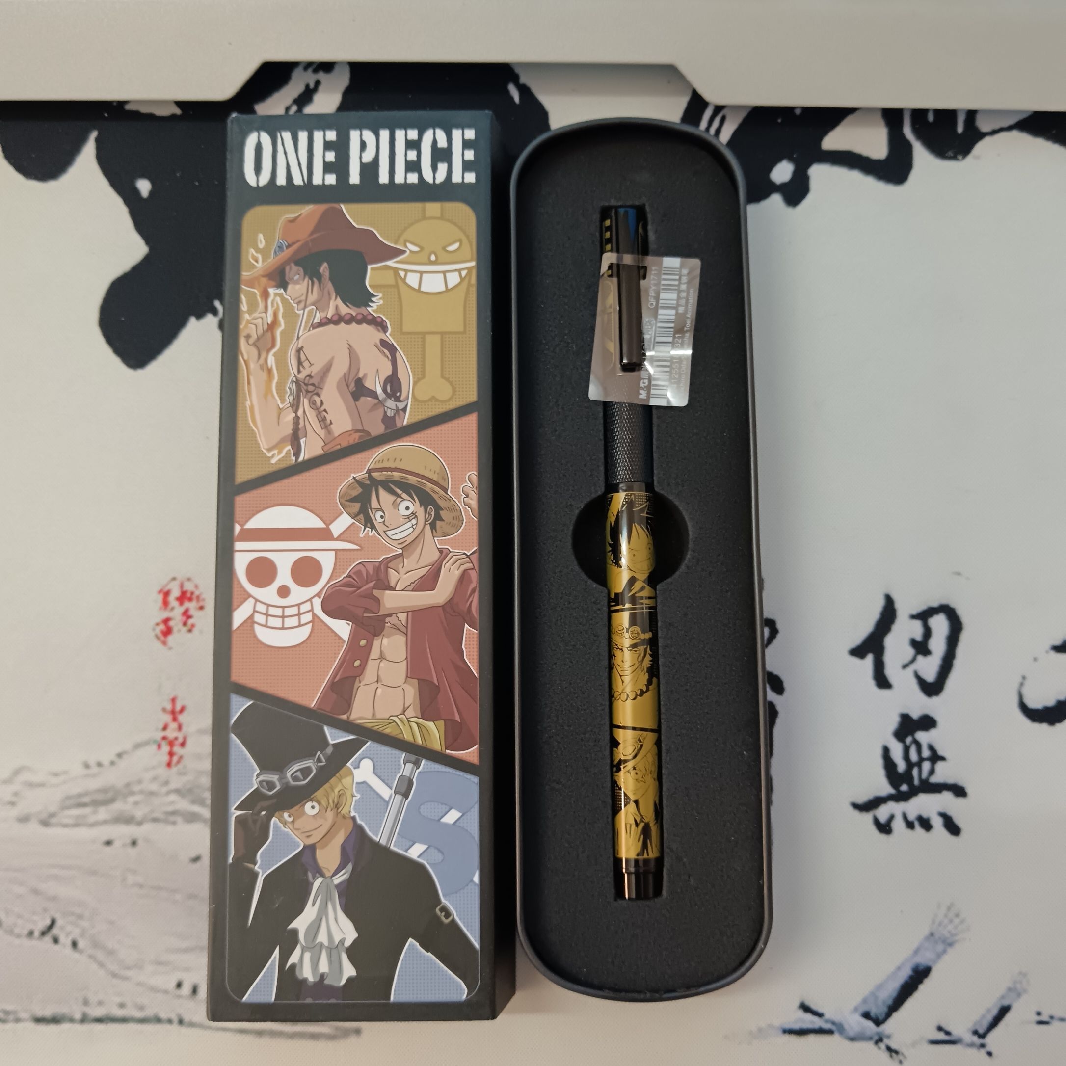 قطعة واحدة القرد D لوفي أنيمي  - مراجعة Premium Anime Merchandise وسعره