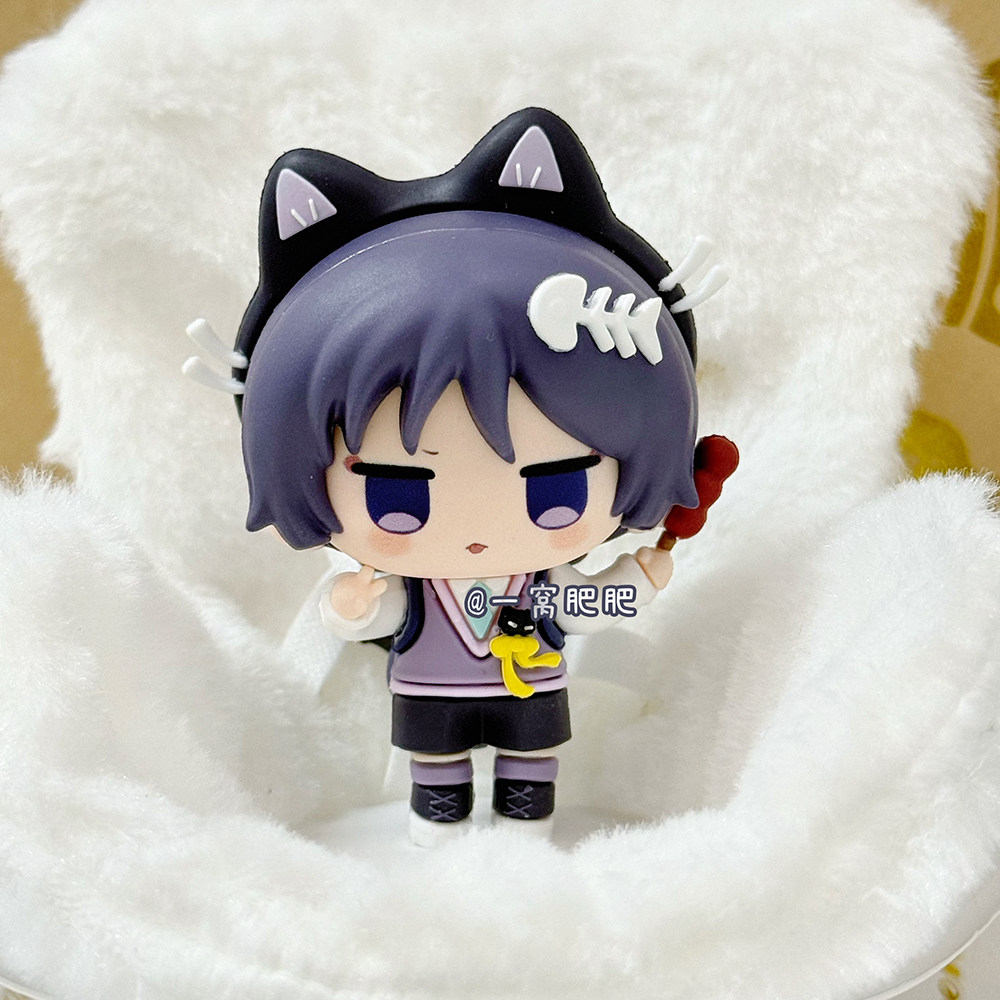 تمثال قطيفة صغير لشخصية سكارام - مراجعة Top Anime Merchandise وسعره