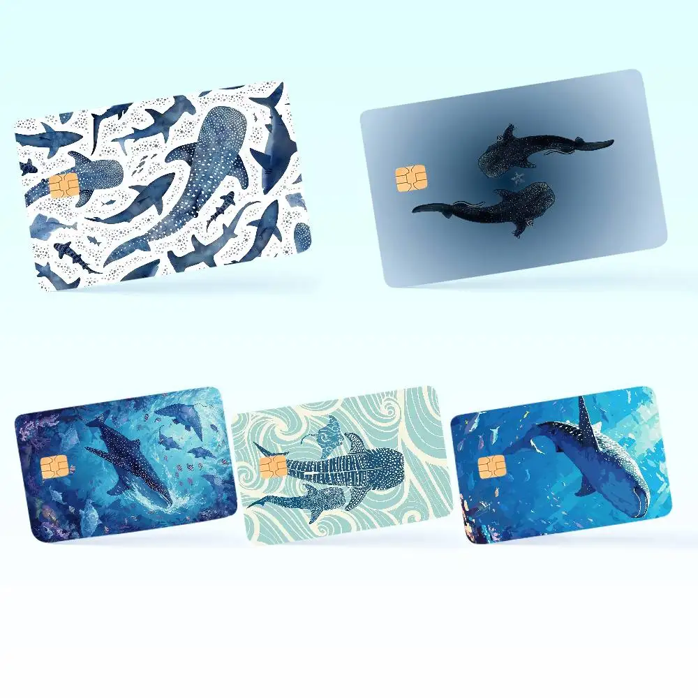 ملصقات بطاقات الائتمان بتصميم  - مراجعة Anime Merch Ideas وسعره